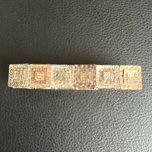 Bracelet